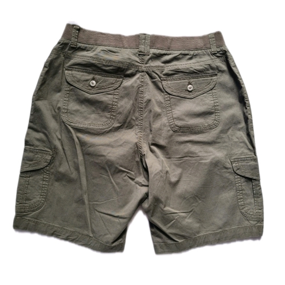 NWT Lee 16w Green Bermuda Shorts Relaxed Fit - Picture 2 of 3